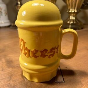 1950s Los Angeles Potteries Yellow Ceramic Grated Cheese Shaker Vintage READ